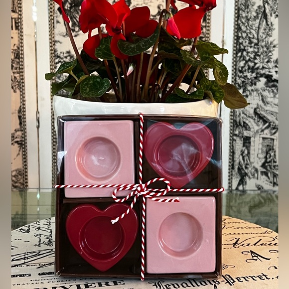 NEW! Tea Light Candle Holders, Set of 4 - Picture 9 of 10